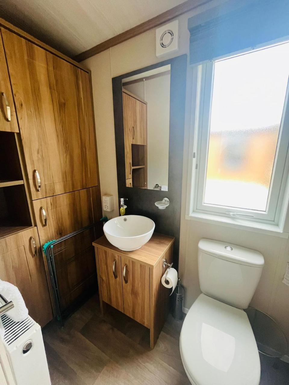 Coopers Corner, Lodge with Hot Tub — photo 3