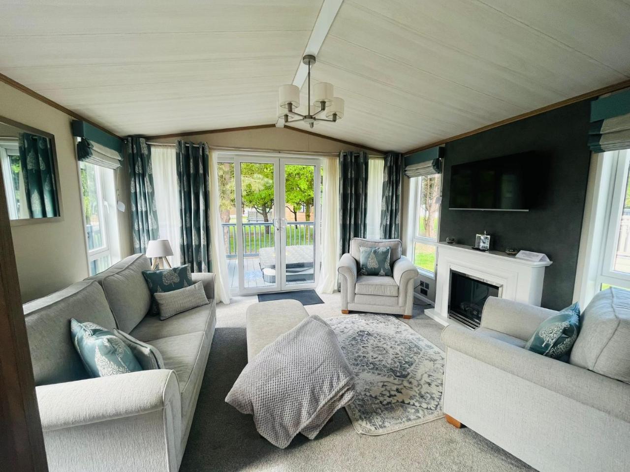 Coopers Corner, Lodge with Hot Tub — photo 6
