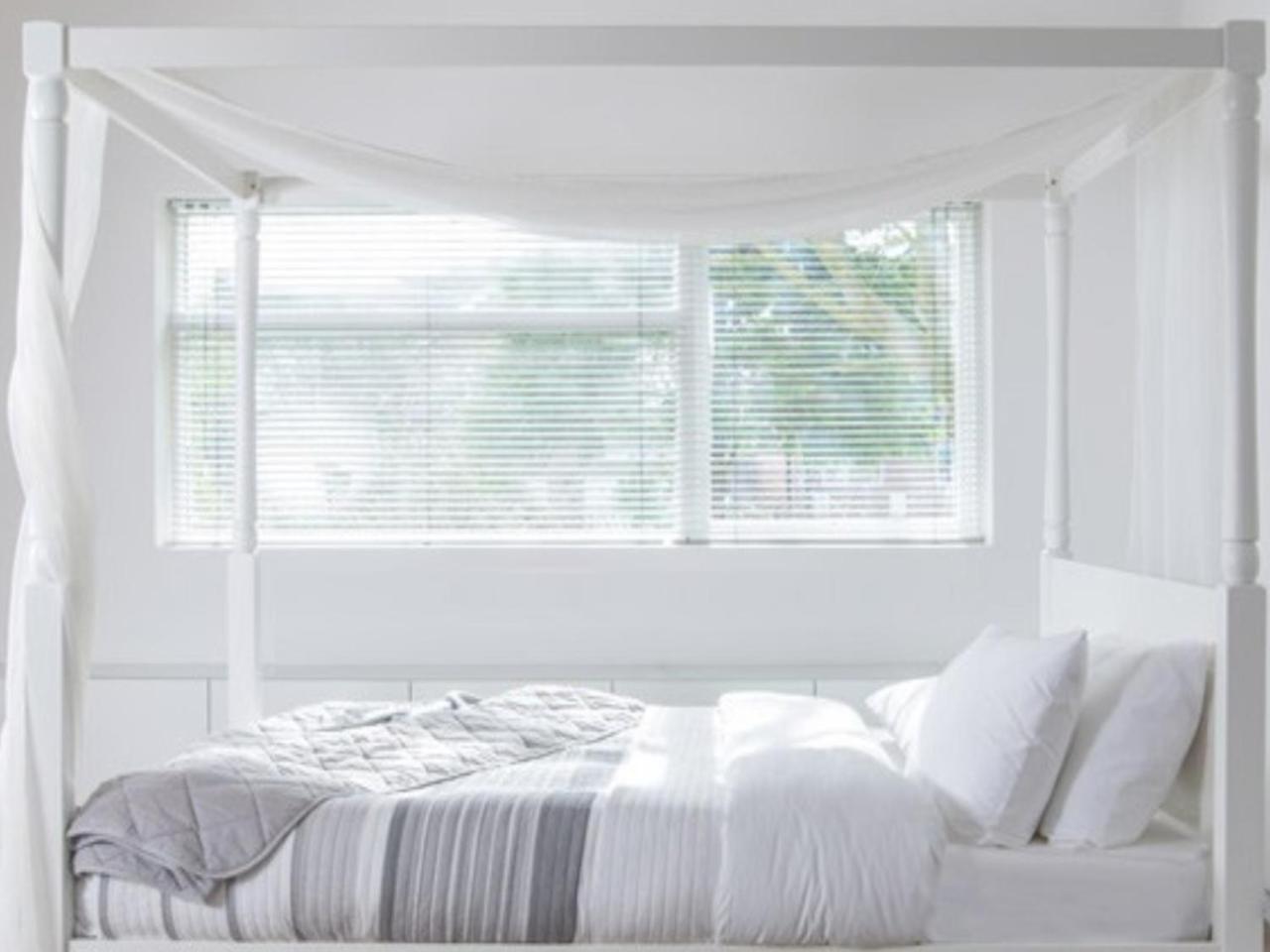 Cosy Garden Flat, Private Hot Tub & Four Poster Bed — photo 6