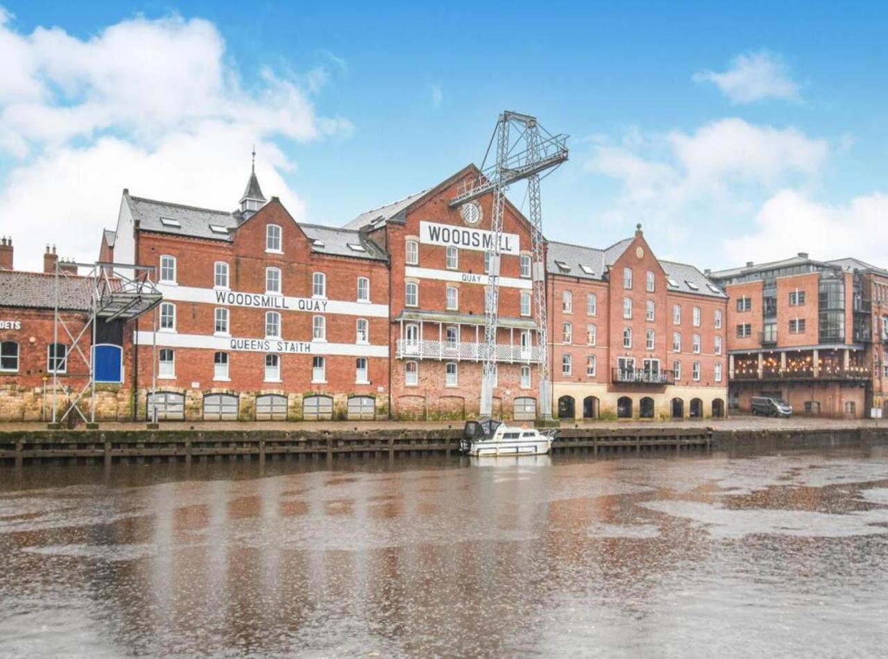 Cosy Riverside Apartment - FREE PARKING — photo 2