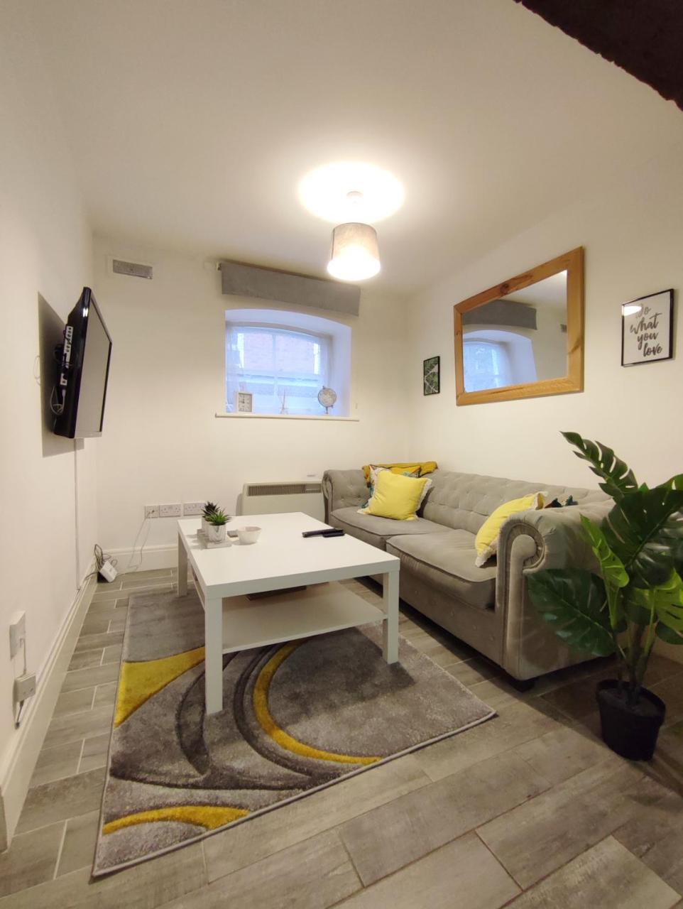Cosy Riverside Apartment - FREE PARKING — photo 7
