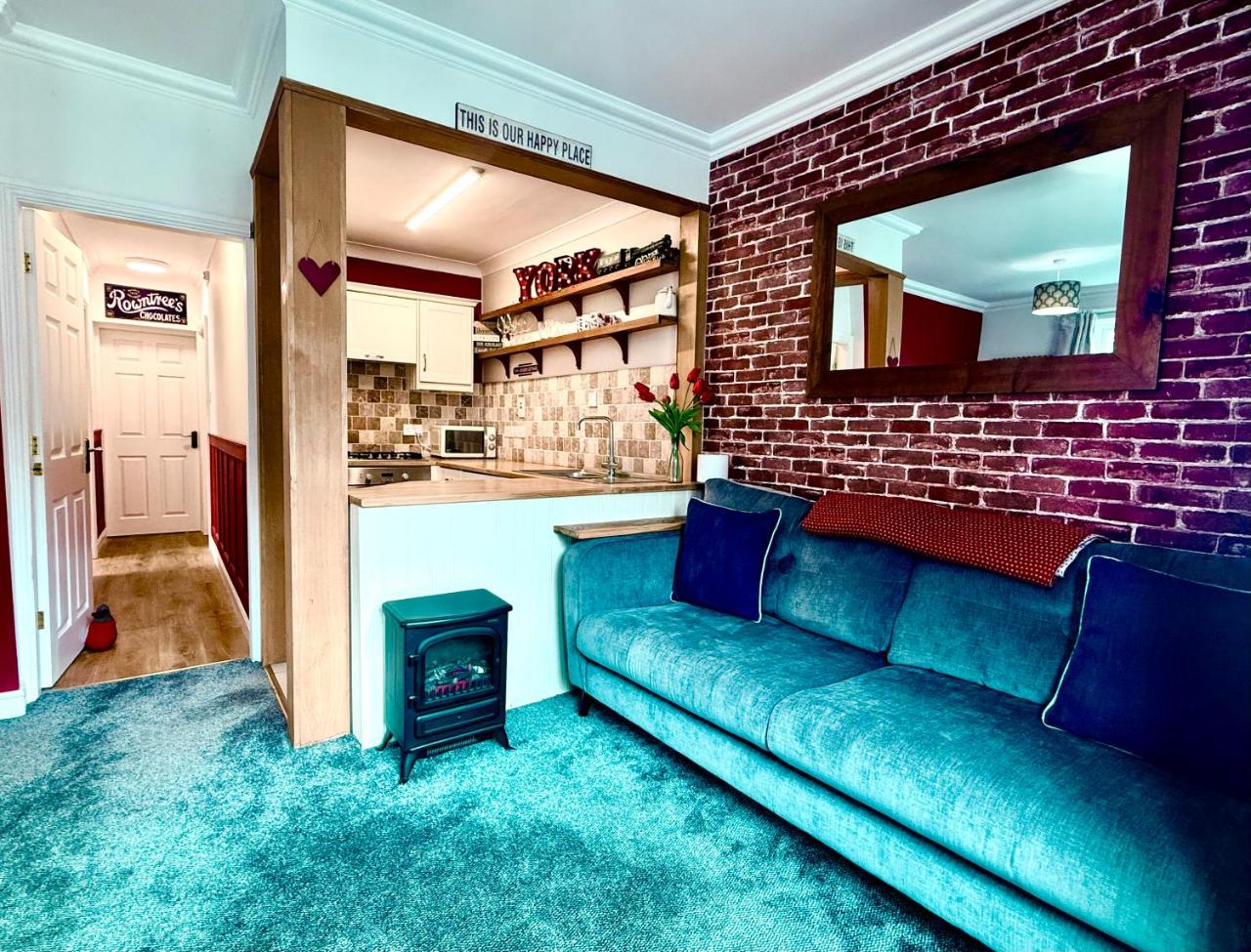 Cosy Victorian Apartment - Central York — photo 4