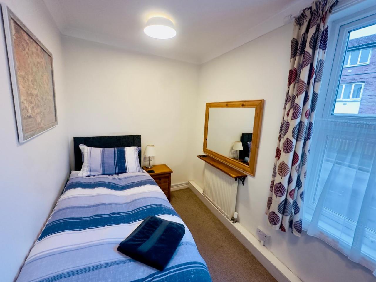 Cosy Victorian Apartment - Central York — photo 7