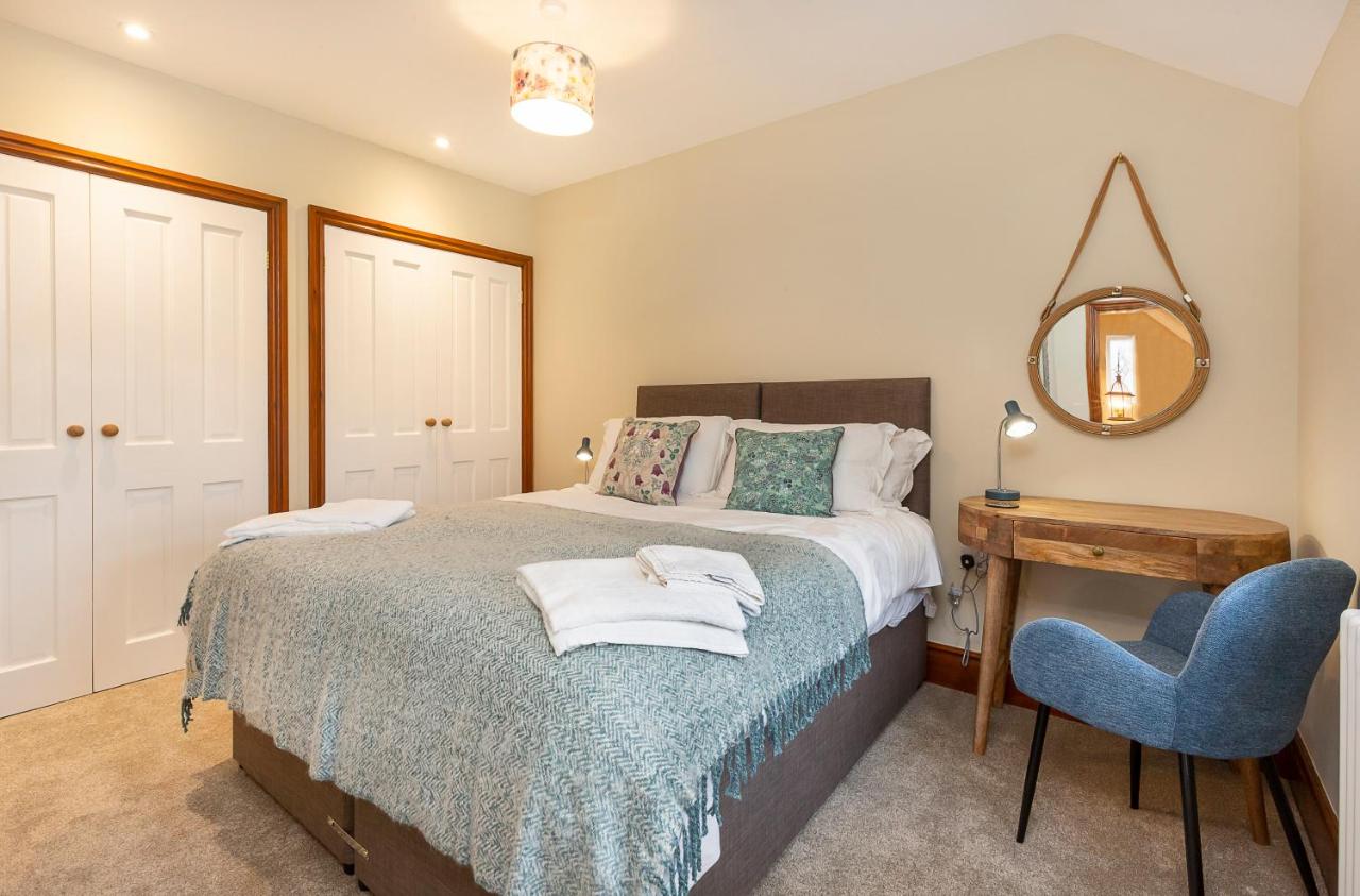 Creamery Cottage with Games room and Free Parking — photo 2