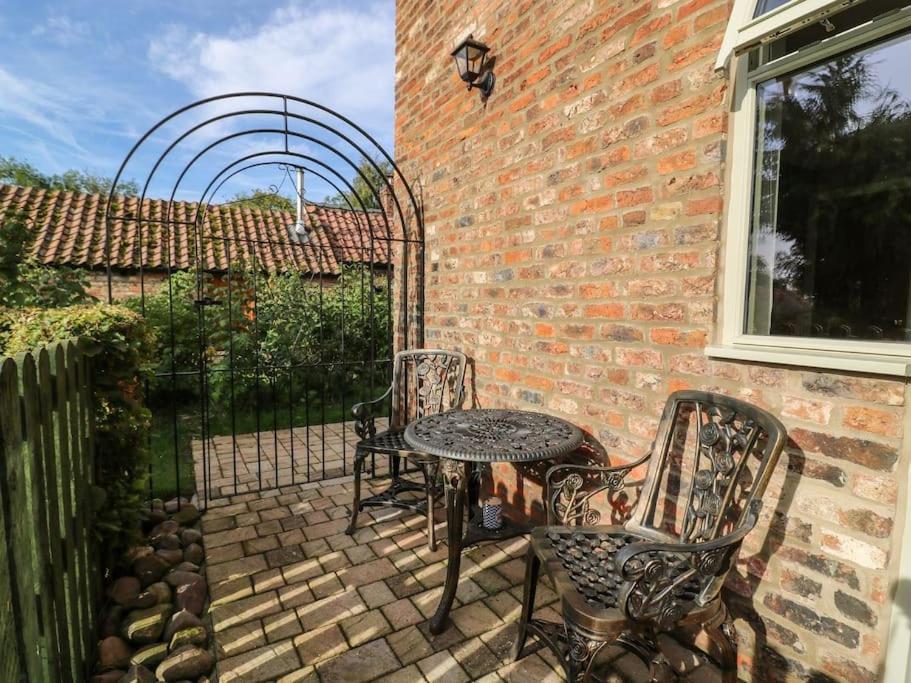 Decca cottage is Cheerful one bedroom cottage — photo 6