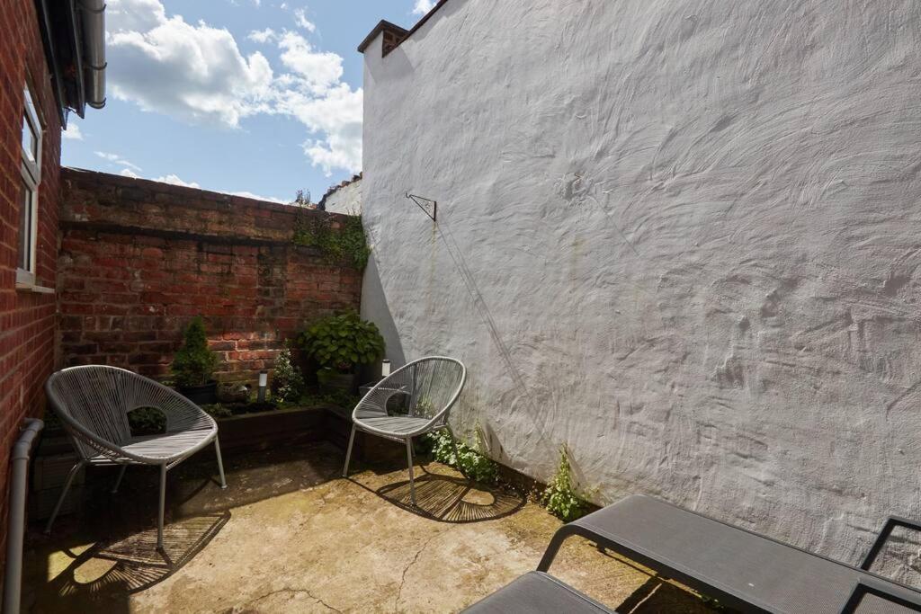 Delightful Central York House — photo 6