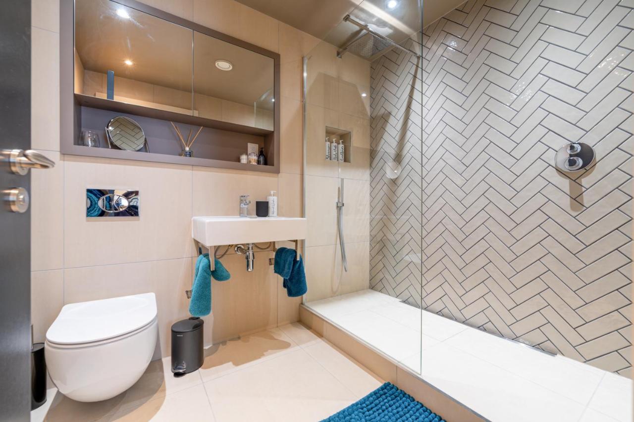 Entire 2 Bed - Free Parking - No. 35 - The Cosy Collection Ltd — photo 4