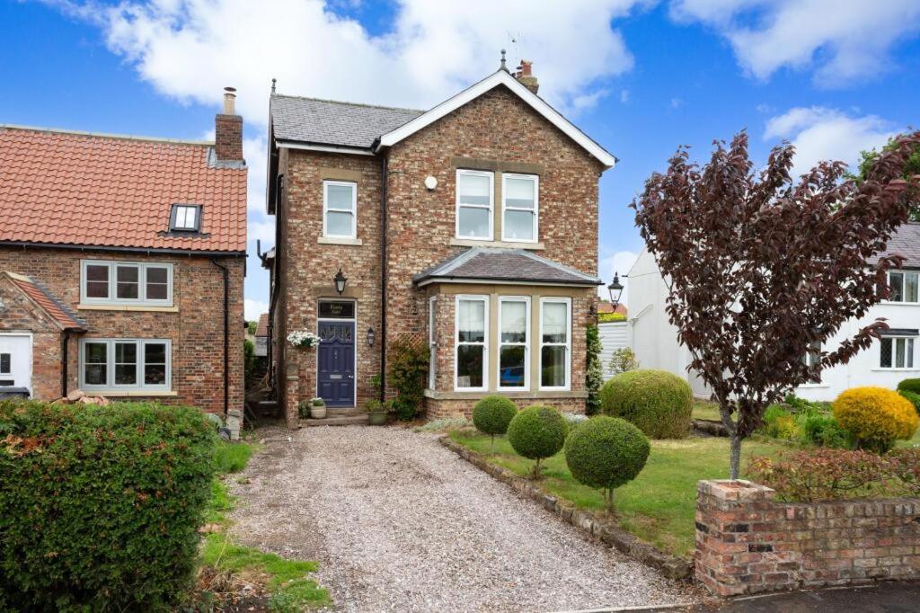 Entire three bed house in wigginton, York — photo 6