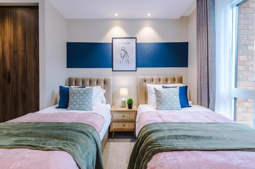 Exquisite Central York Abode sleeps 6! — photo 6