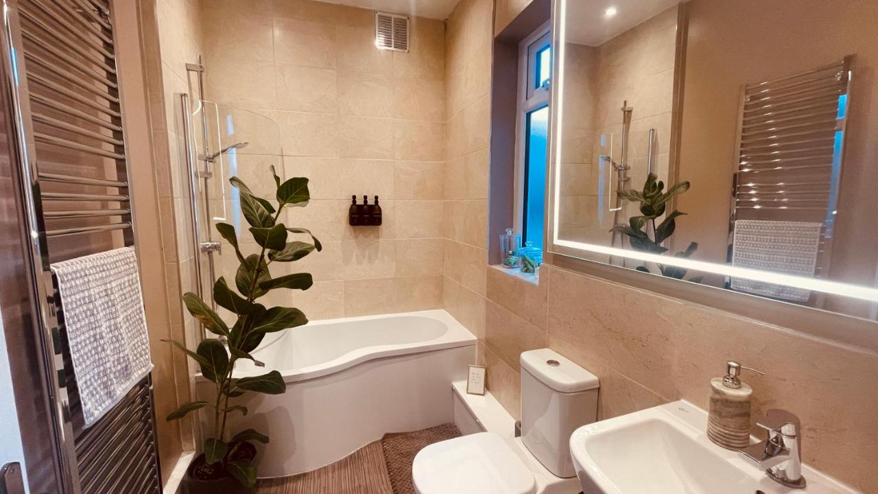 Fabulous 2 bed flat — photo 3