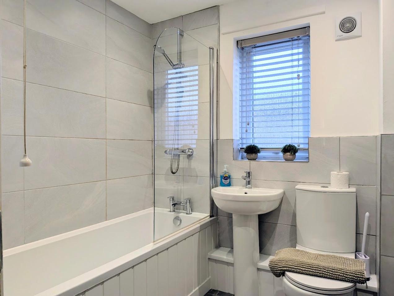Fewster Apartment with Free Parking — photo 8