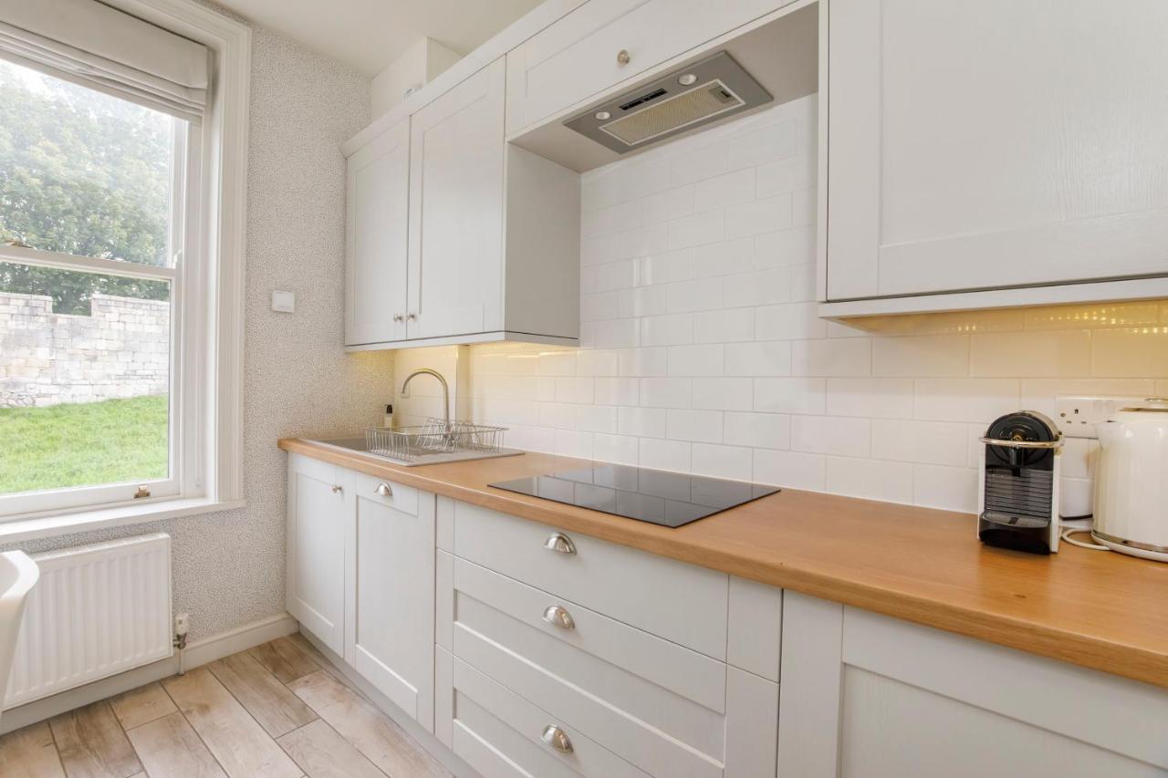Fishergate Luxury Town House- Close To City Centre — photo 3
