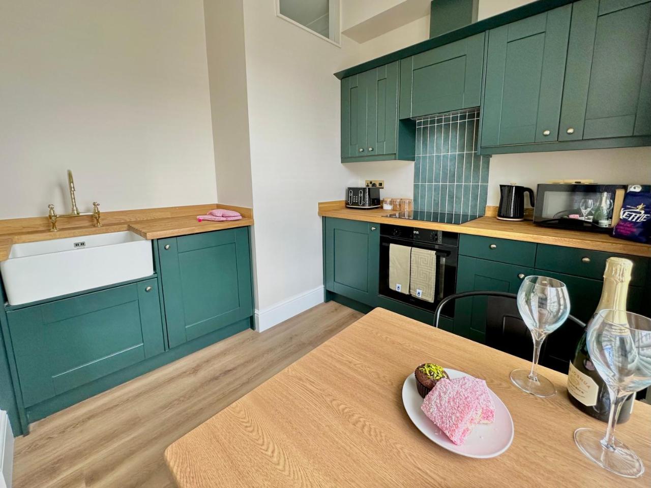 Gillygate Rest — photo 8