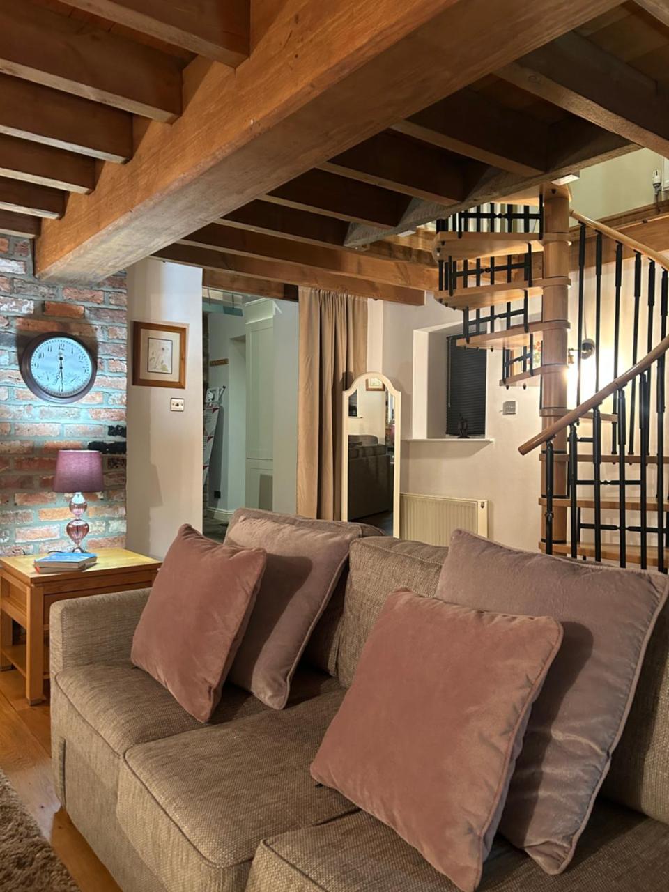 Granary cottage with HOT TUB — photo 4