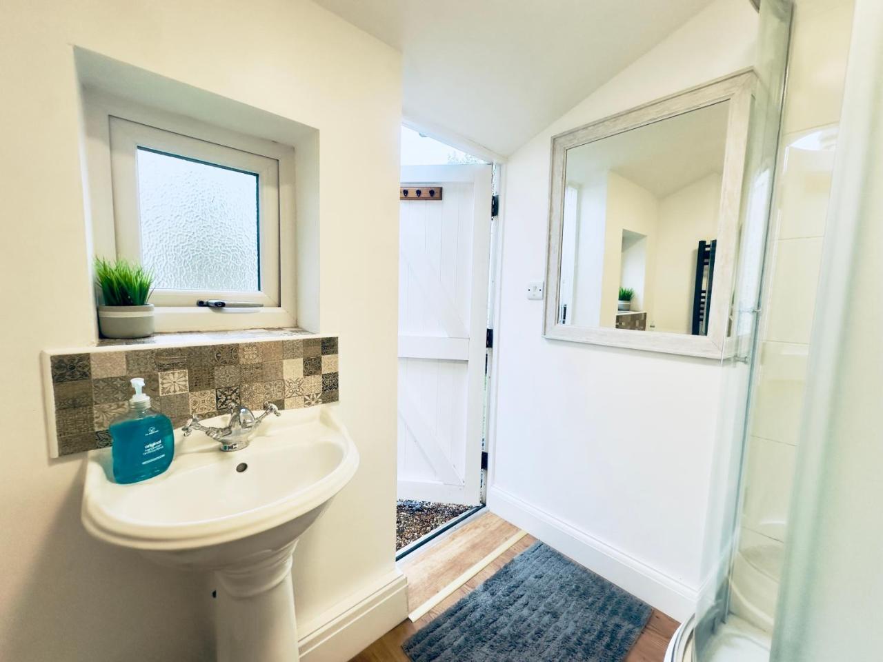 Great Town House - Central York — photo 3