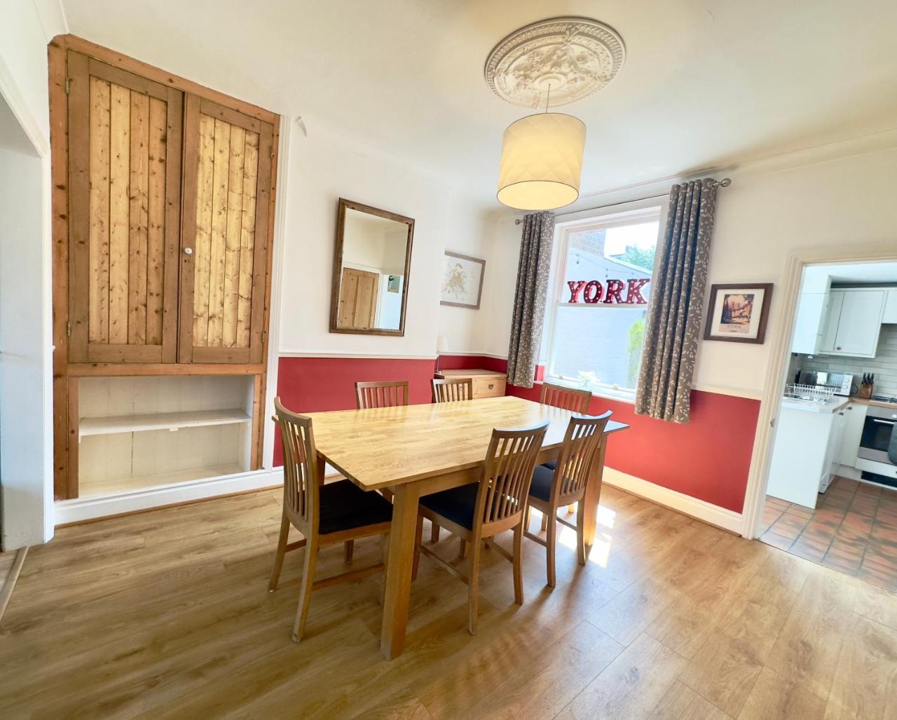 Great Town House - Central York — photo 4