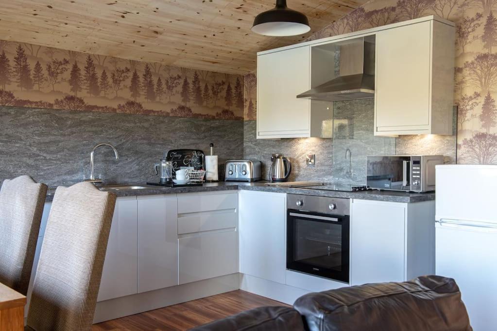 Harvest 12 Lodge, Yellowtop Country Park — photo 5