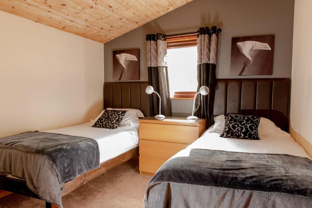 Harvest 12 Lodge, Yellowtop Country Park — photo 8