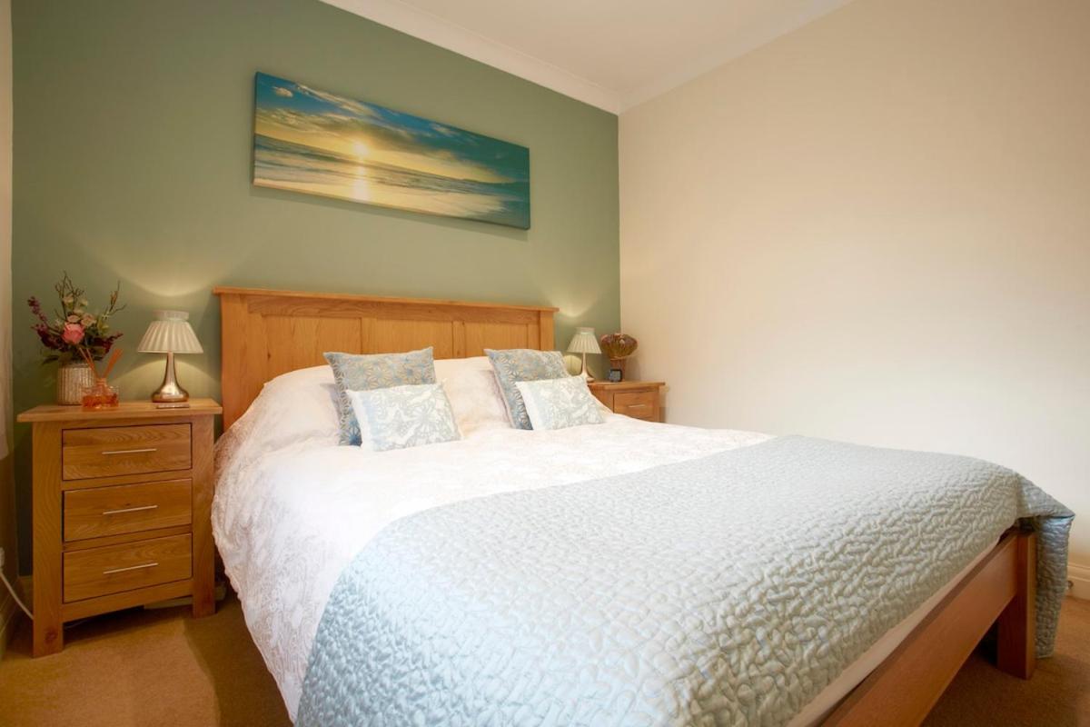 Heart Of The City Flat with Free Parking — photo 4