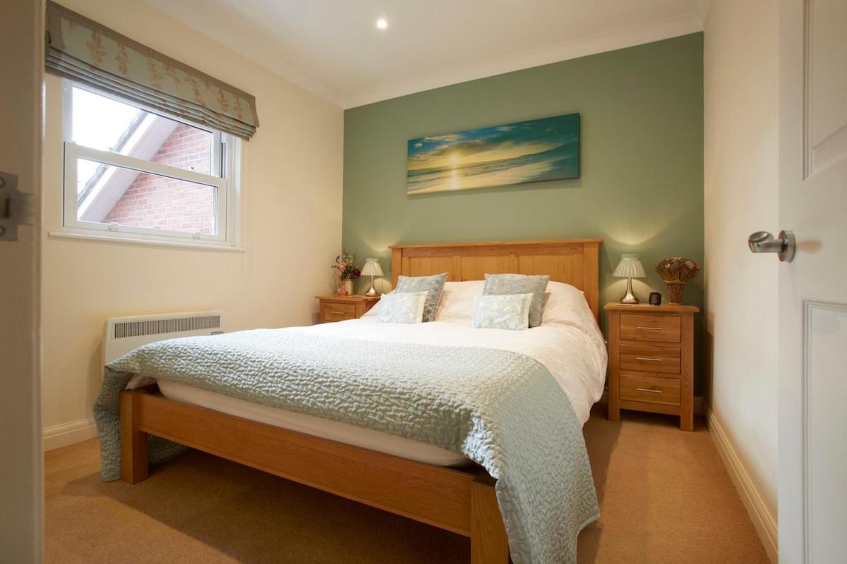 Heart Of The City Flat with Free Parking — photo 5