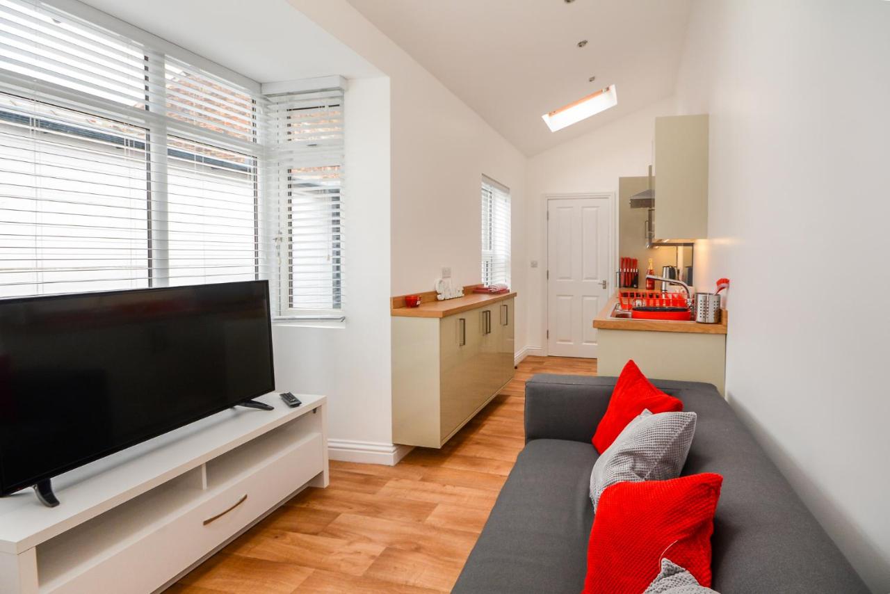 Henry Court Apartment 3 — photo 4