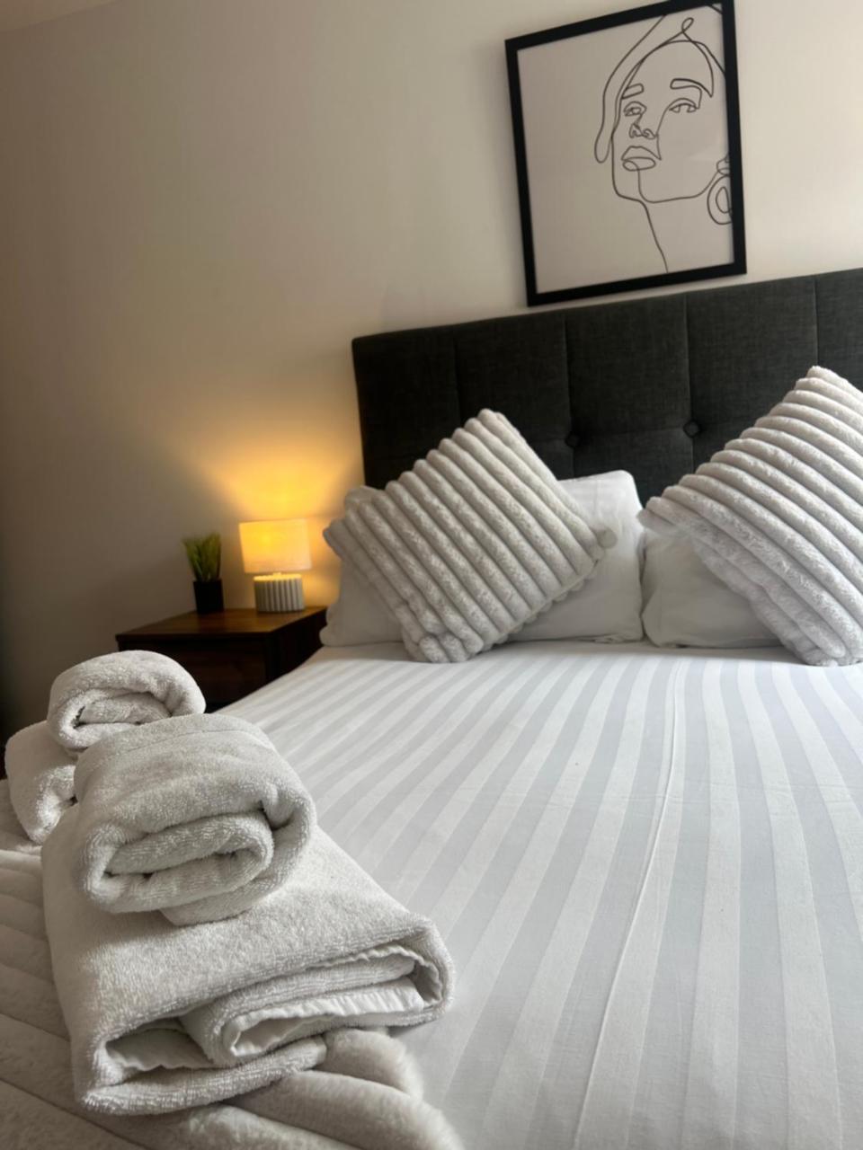 Icon York Apartment — photo 7