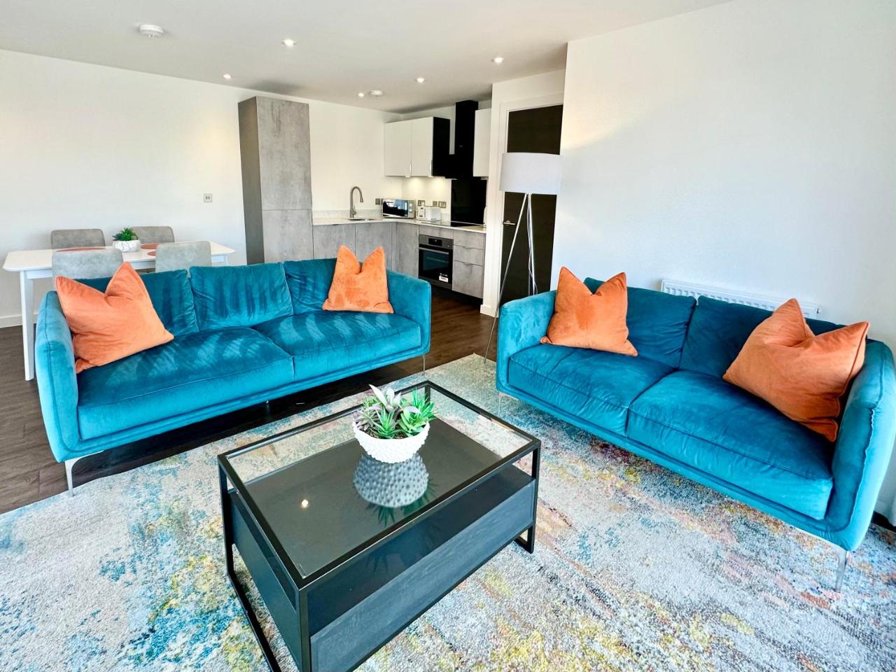 Icona Luxury Apartment with Minster Views & Allocated Parking, York, Yorkshire
