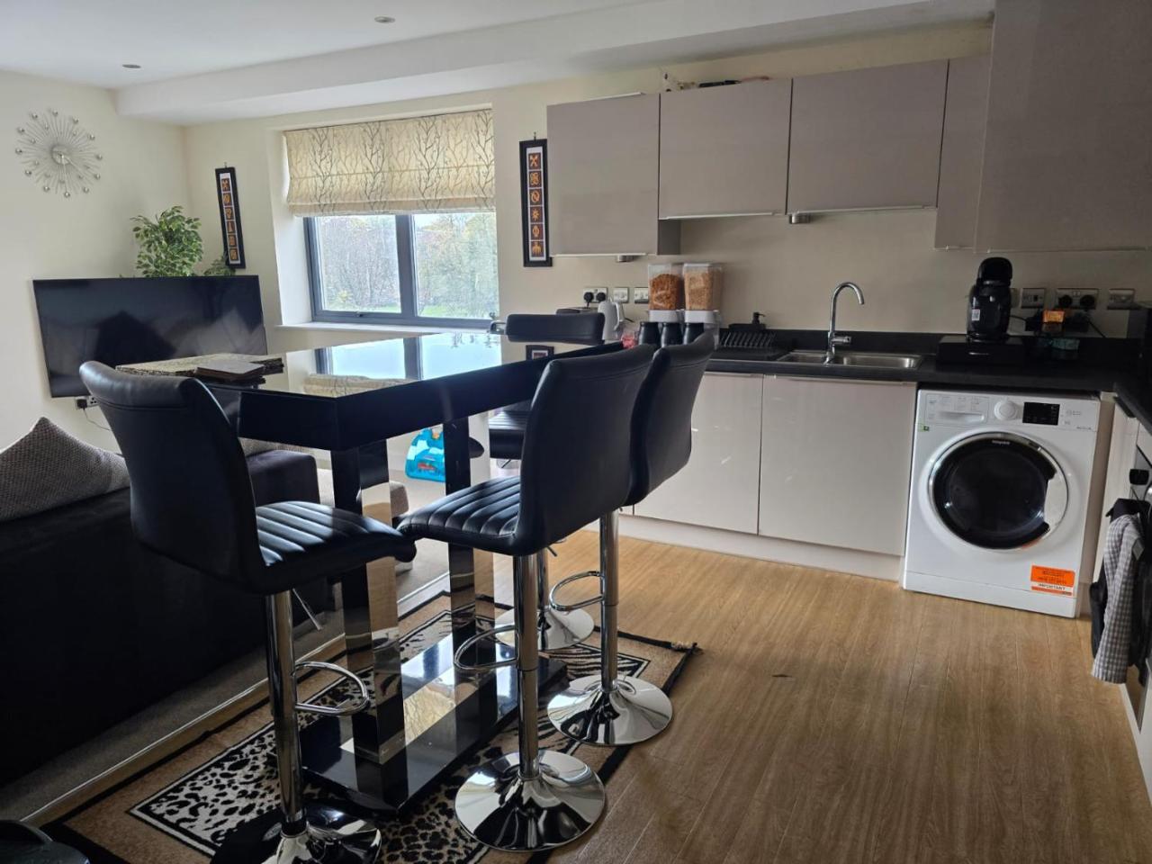 Kakra’s Place with free secure parking, York, Yorkshire