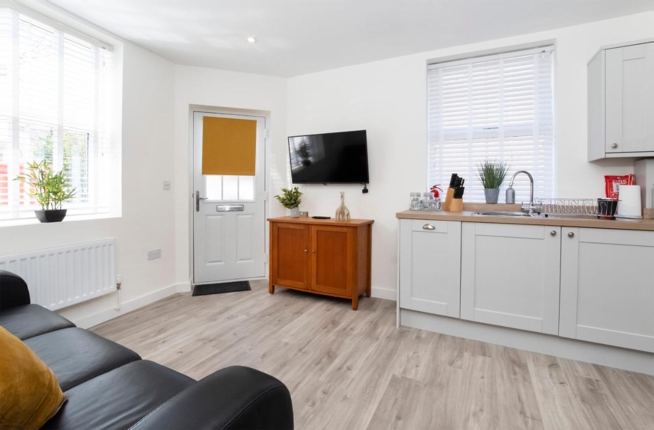 Livingstone street Apartments with Free Parking, York, Yorkshire