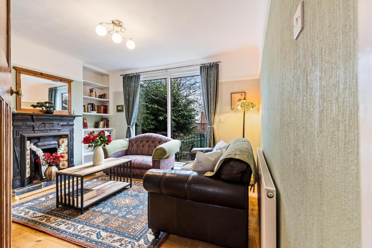 Lovely Home in York with Parking - Pass the Keys — photo 7