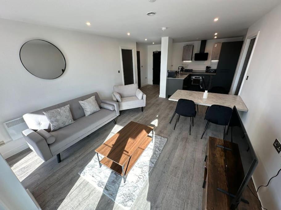 Luxury central York Apartment — photo 2