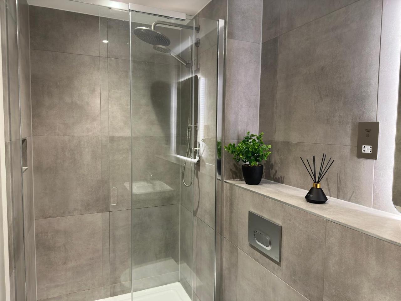 Luxury York Minster Penthouse - Free Gym & Parking — photo 8