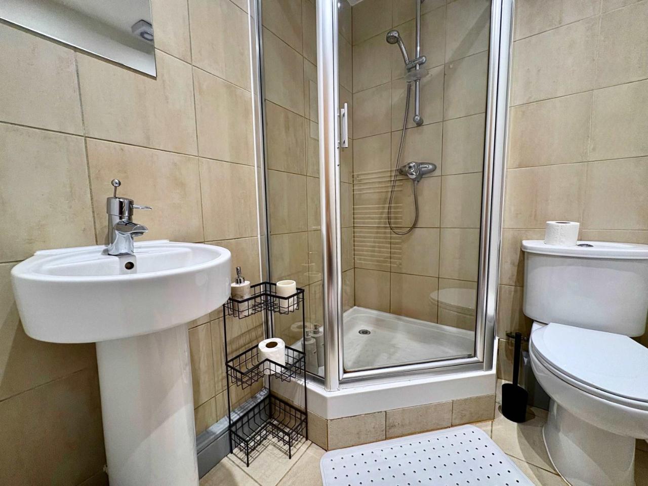 Modern 2-Bed Flat in York City Centre - Steps from Christmas Market — photo 5