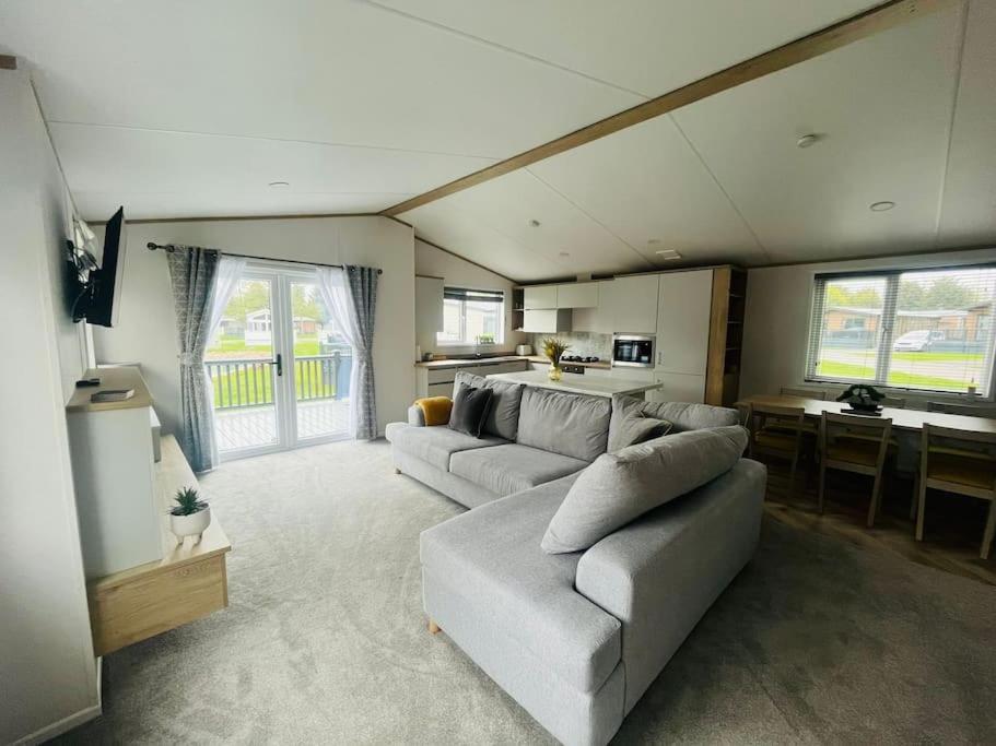 Mulberry Lodge with Hot Tub — photo 4