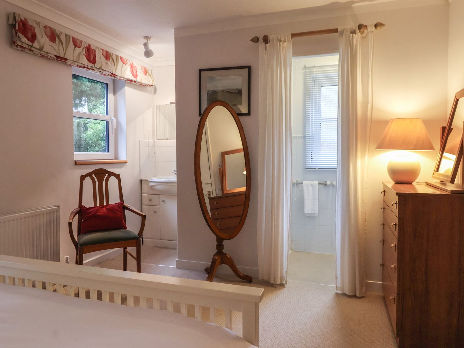 New Tower House- 10 Pear Tree Court — photo 11