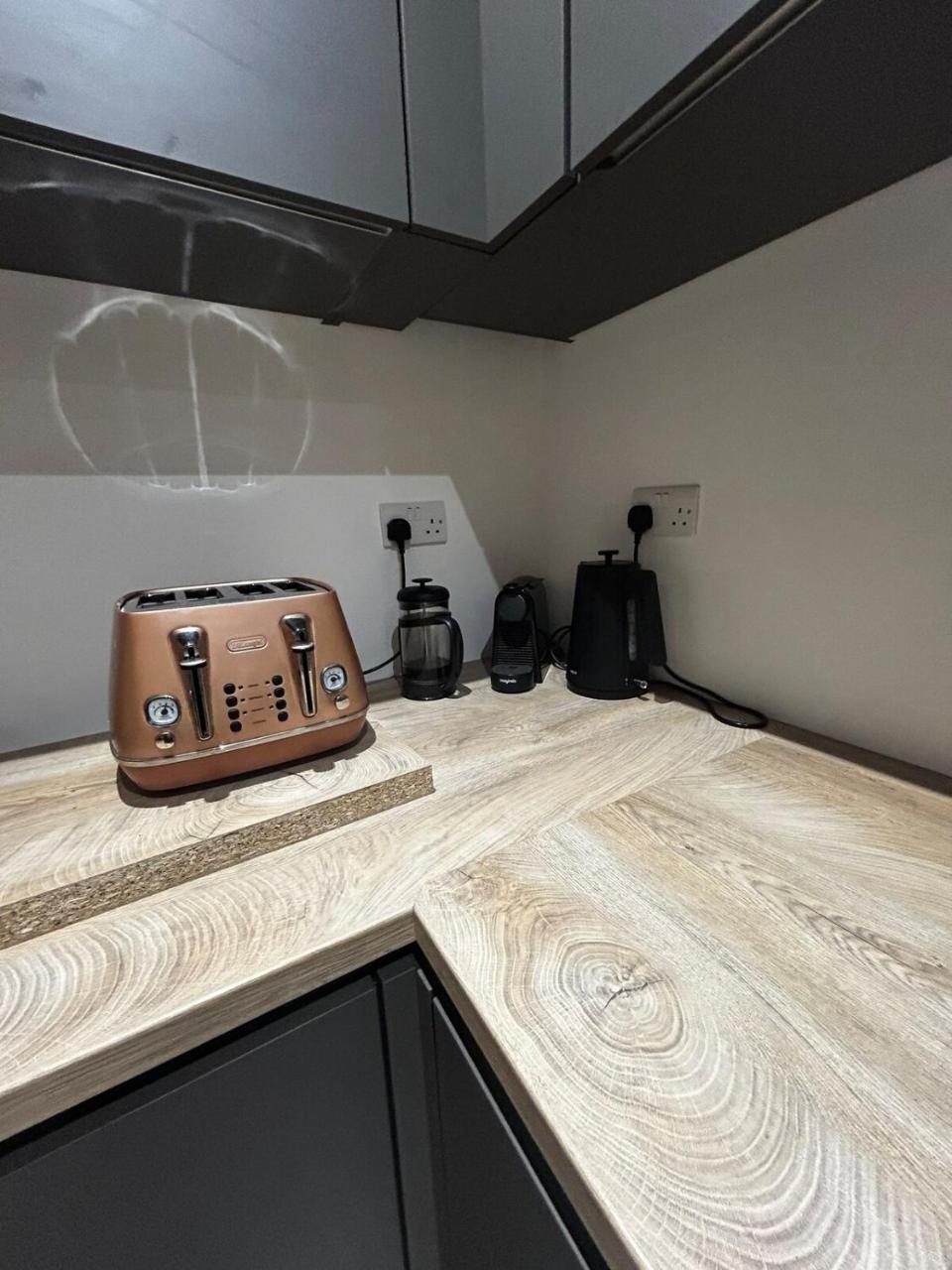 Newly refurbished home York — photo 8