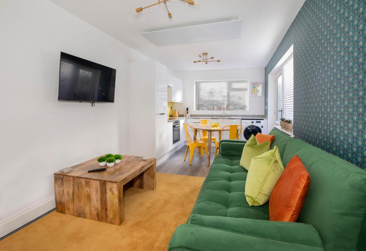 Plum Tree Retreat-Free Parking, York, Yorkshire