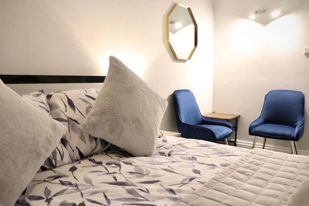 Priory Studio- New apartment inside the city walls — photo 2