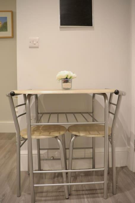 Priory Studio- New apartment inside the city walls — photo 8