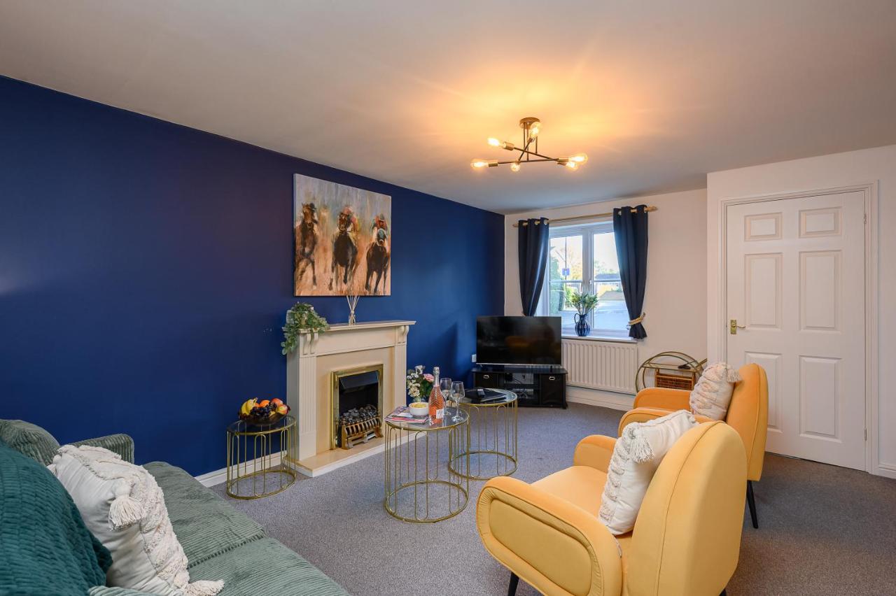 Quiet House, PRKG-3 Cars, Contractors & Families, York Centre 10mins — photo 4