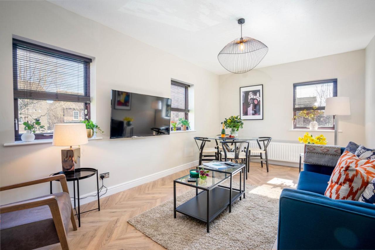 Redfearn Apartment — photo 5