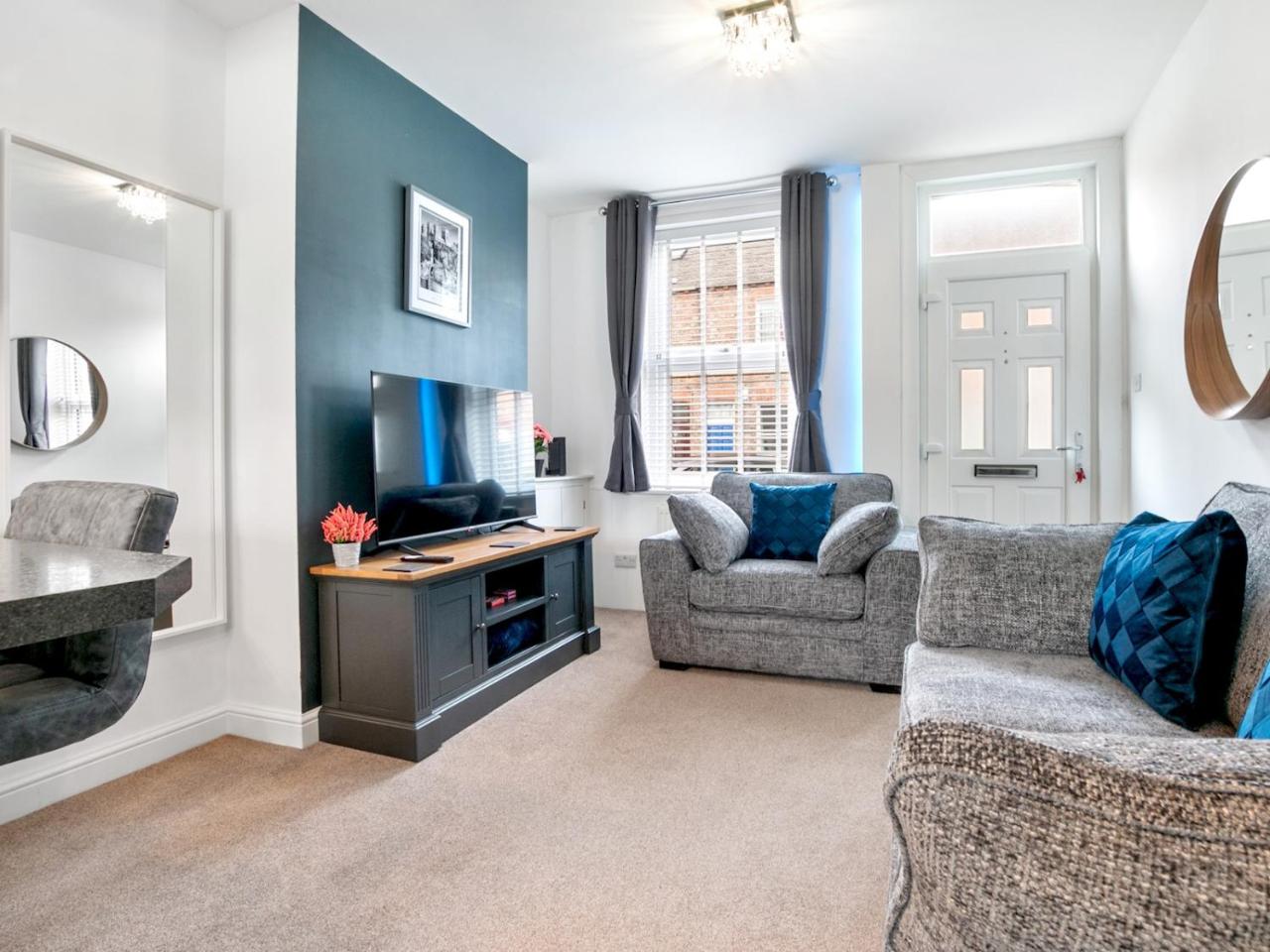 Refurbished 2 Bed Close To City - Pass The Keys — photo 5