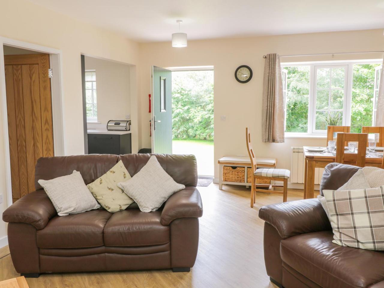 Ryedale Country Lodges - Hazel Lodge — photo 4