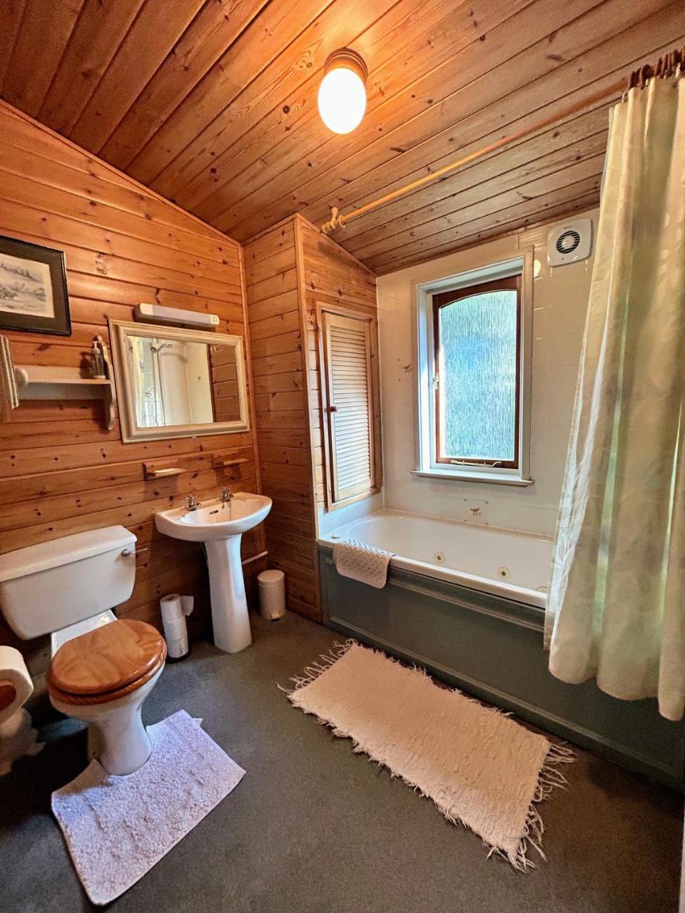 Secluded Rustic Cabin - A Digital Detox Paradise. — photo 4