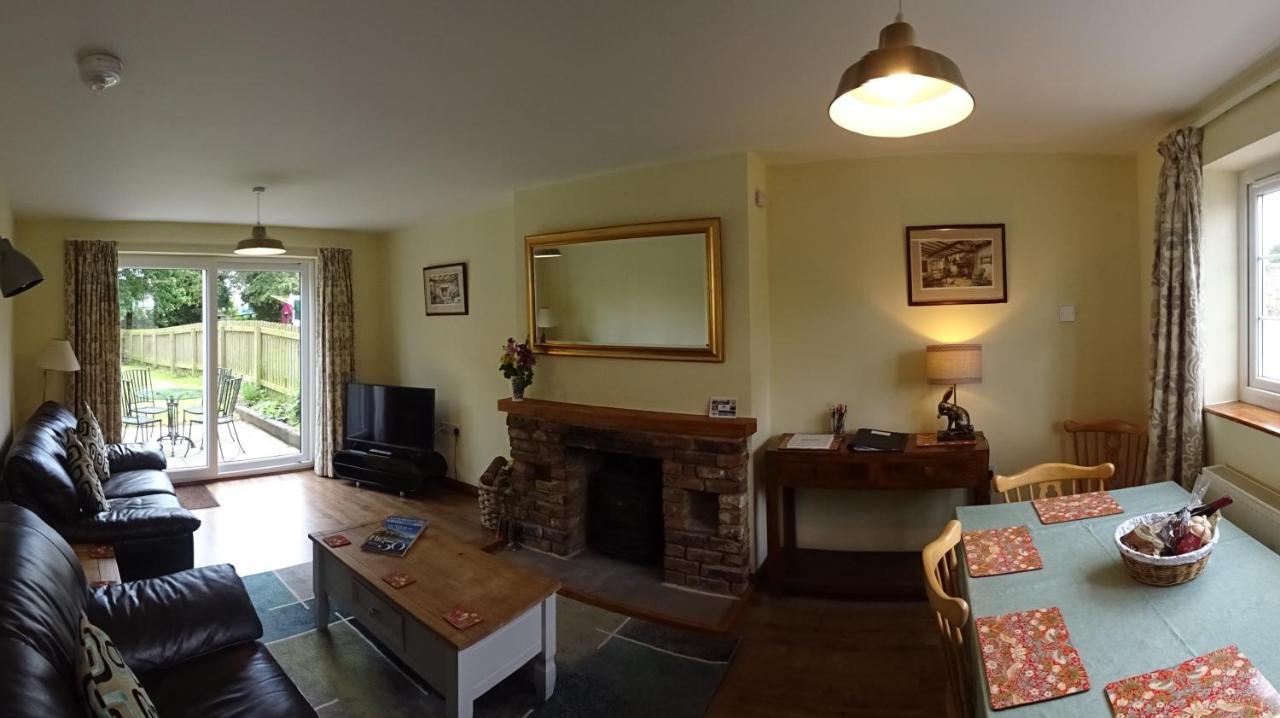 Signal Cottage at The Red House Estate — photo 7
