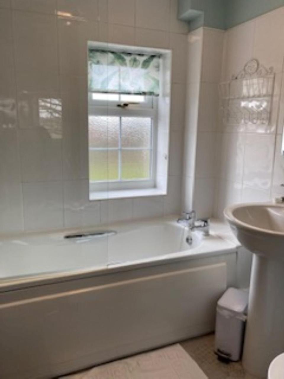 Signal Cottage at The Red House Estate — photo 8
