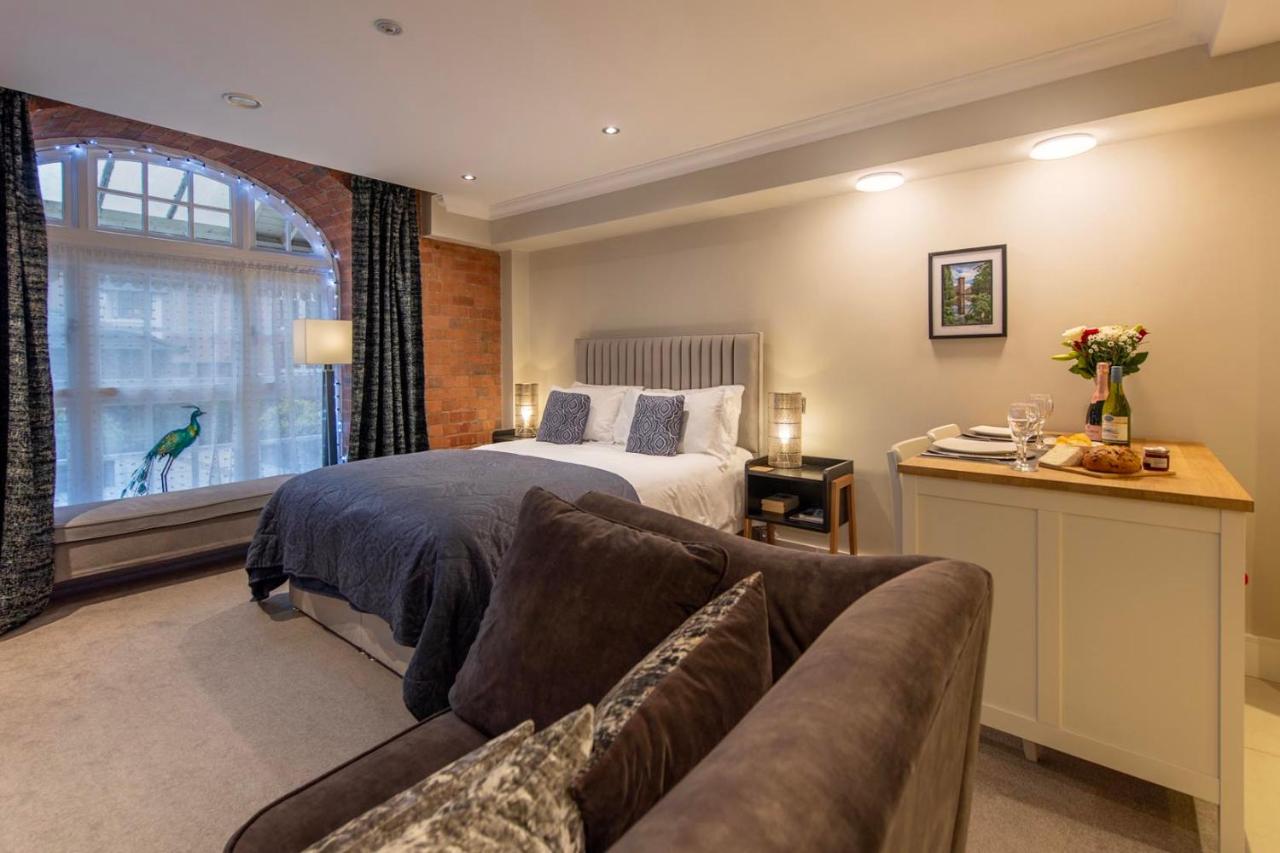 Staycation York at 1 Cocoa Suites with free parking — photo 7