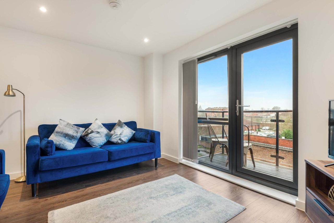 StayZeni, Ouse Court York Bright 2 Bed Apartment — photo 7