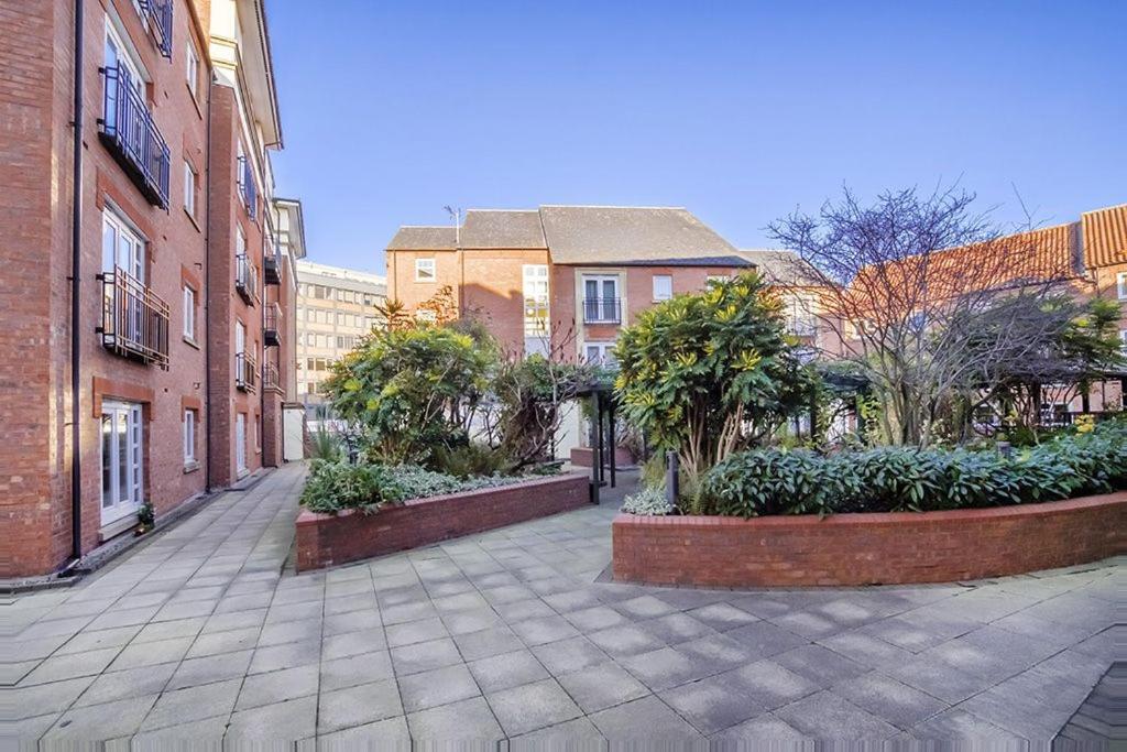 Strand House with FREE secure Parking — photo 6