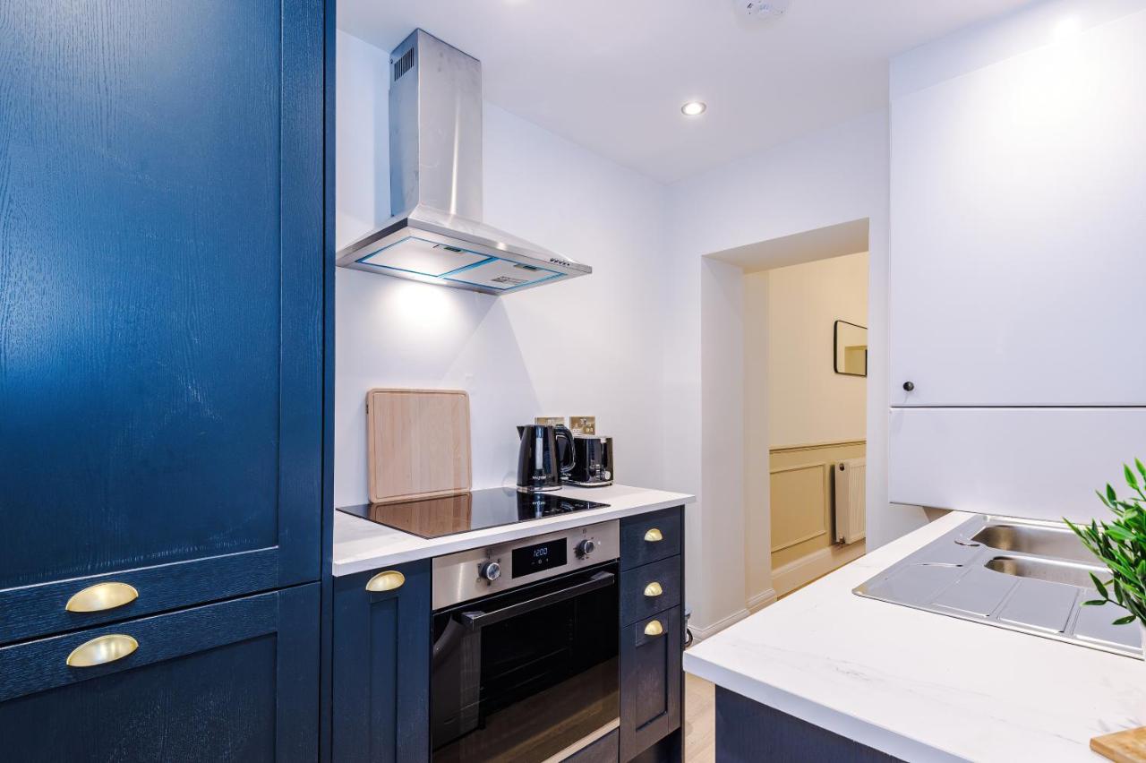 Stylish 1Bed Flat York Centre Sleeps 4 — photo 3